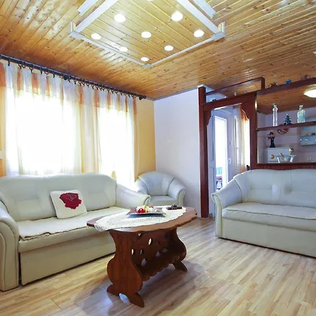 Apartment Fuer 6 Personen Ca 65 Qm In Pula-fondole, Istrien Istrische Riviera *