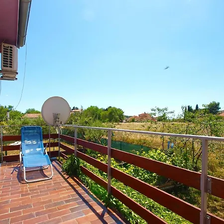 Apartment Fuer 6 Personen Ca 65 Qm In Pula-fondole, Istrien Istrische Riviera *